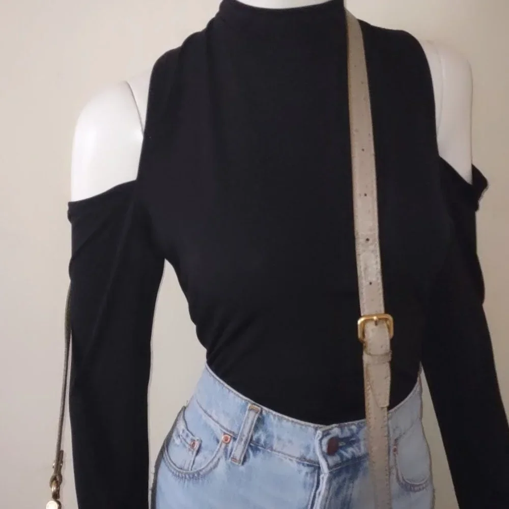 Marc Jacobs Adjustable Strap - Picture 10 of 10